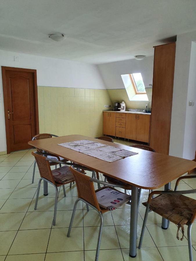 Kamilla Kulcsoshaz Villa Sub Cetate Bagian luar foto