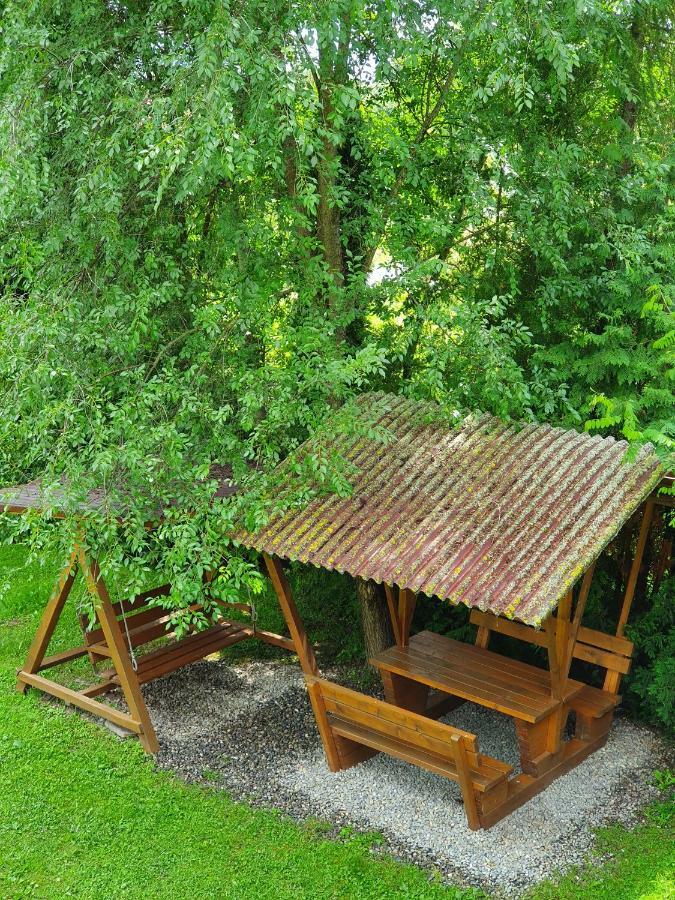 Kamilla Kulcsoshaz Villa Sub Cetate Bagian luar foto