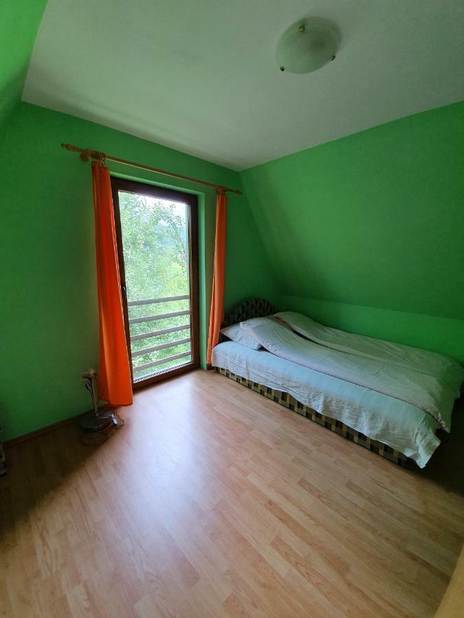 Kamilla Kulcsoshaz Villa Sub Cetate Bagian luar foto
